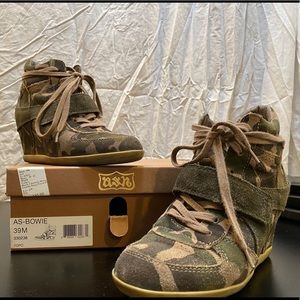 ASH Bowie Wedge Sneaker LIMITED EDITION size 39